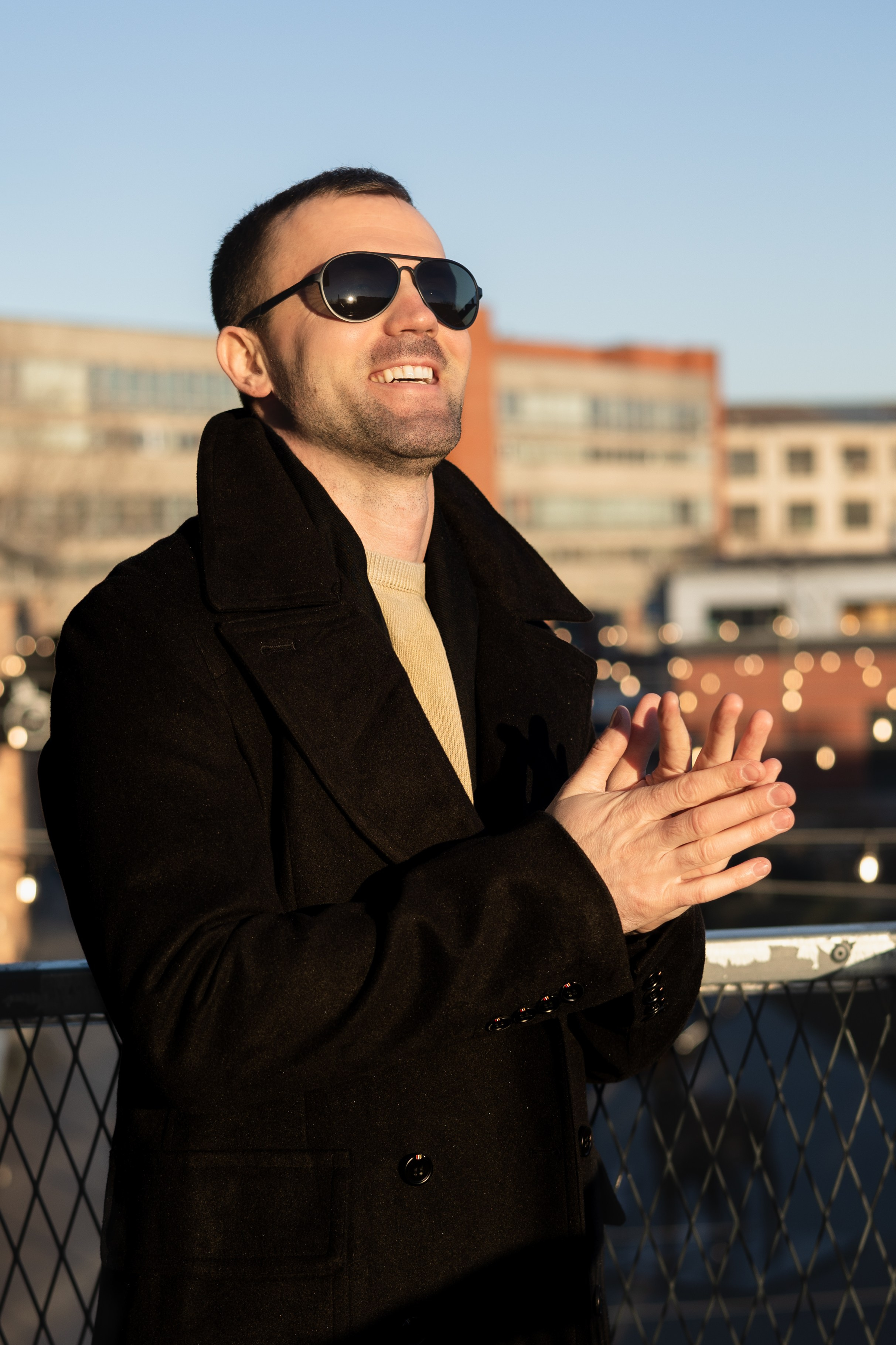 PIESAKIES FOTOSESIJAI - VĪRIEŠIEM. Portretu fotosesija Rīgā| Biznesa portretu foto | Korporatīvās un darbinieku fotosesijas | Pasākumu fotogrāfs | Produktu fotogrāfs