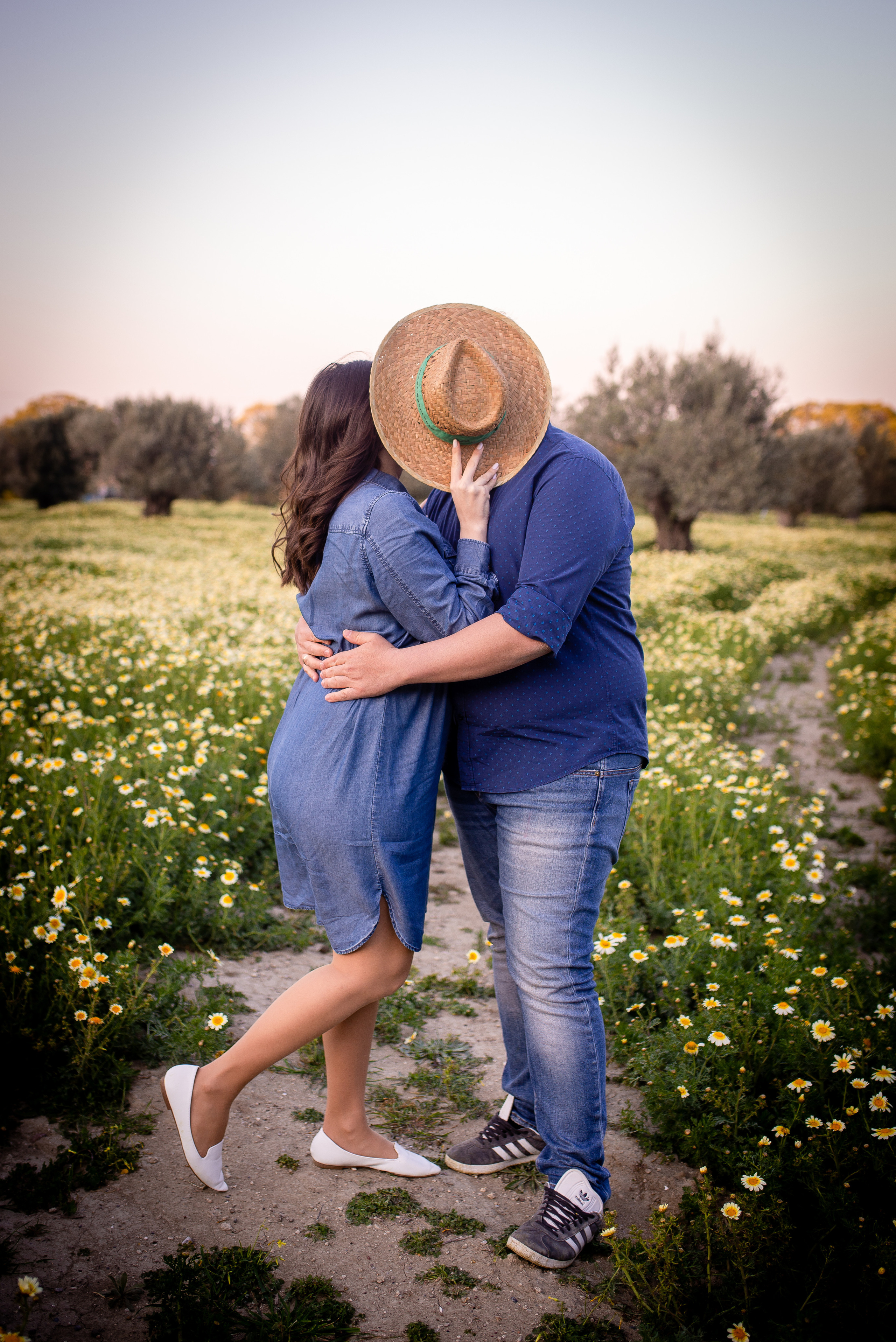 Ρομαντική φωτογράφιση εγκυμοσύνης στη Ρόδο. Φωτογράφος νεογέννητων στη Ρόδο. Φωτογράφιση εγκυμοσύνης