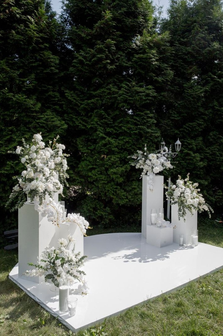 Wedding arch of flowers. Главная