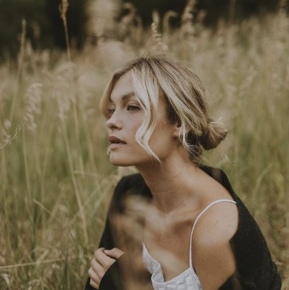 KOMERC PORTRETU IDEJAS - POZAS