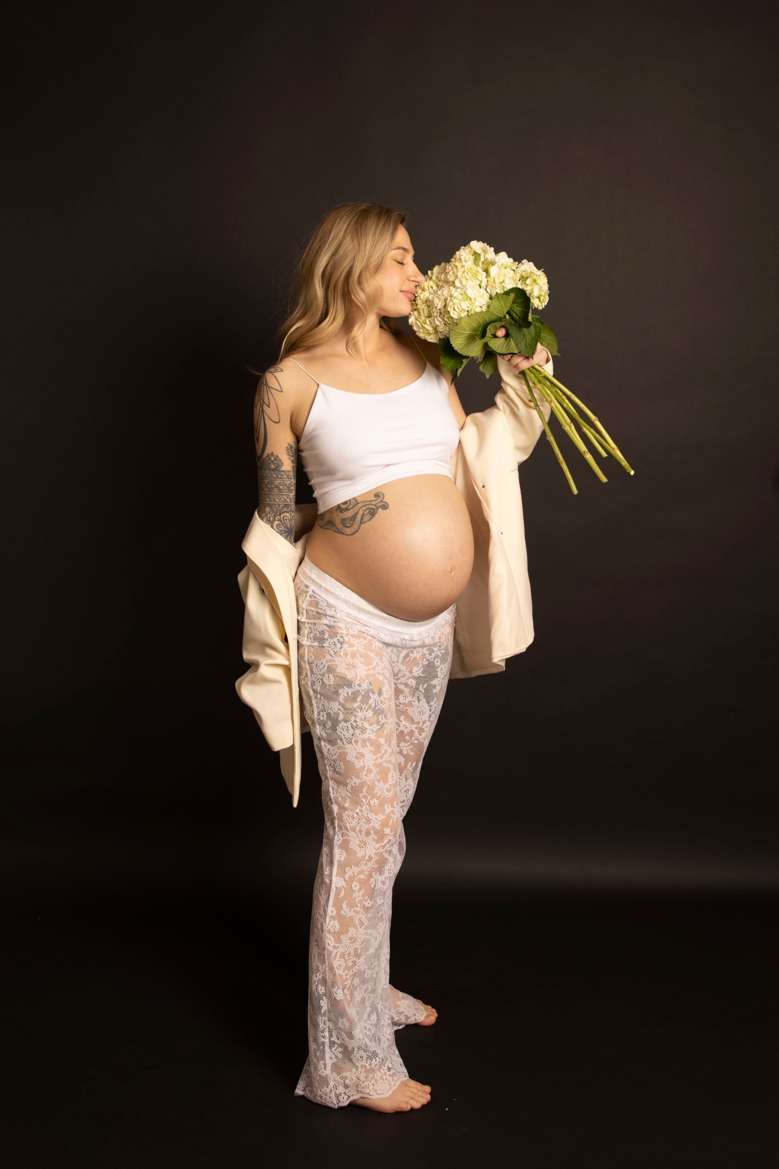 BACKGROUND COLORS. SHOOT IT YOURSELF — SELF PORTRAIT STUDIO IN CHICAGO