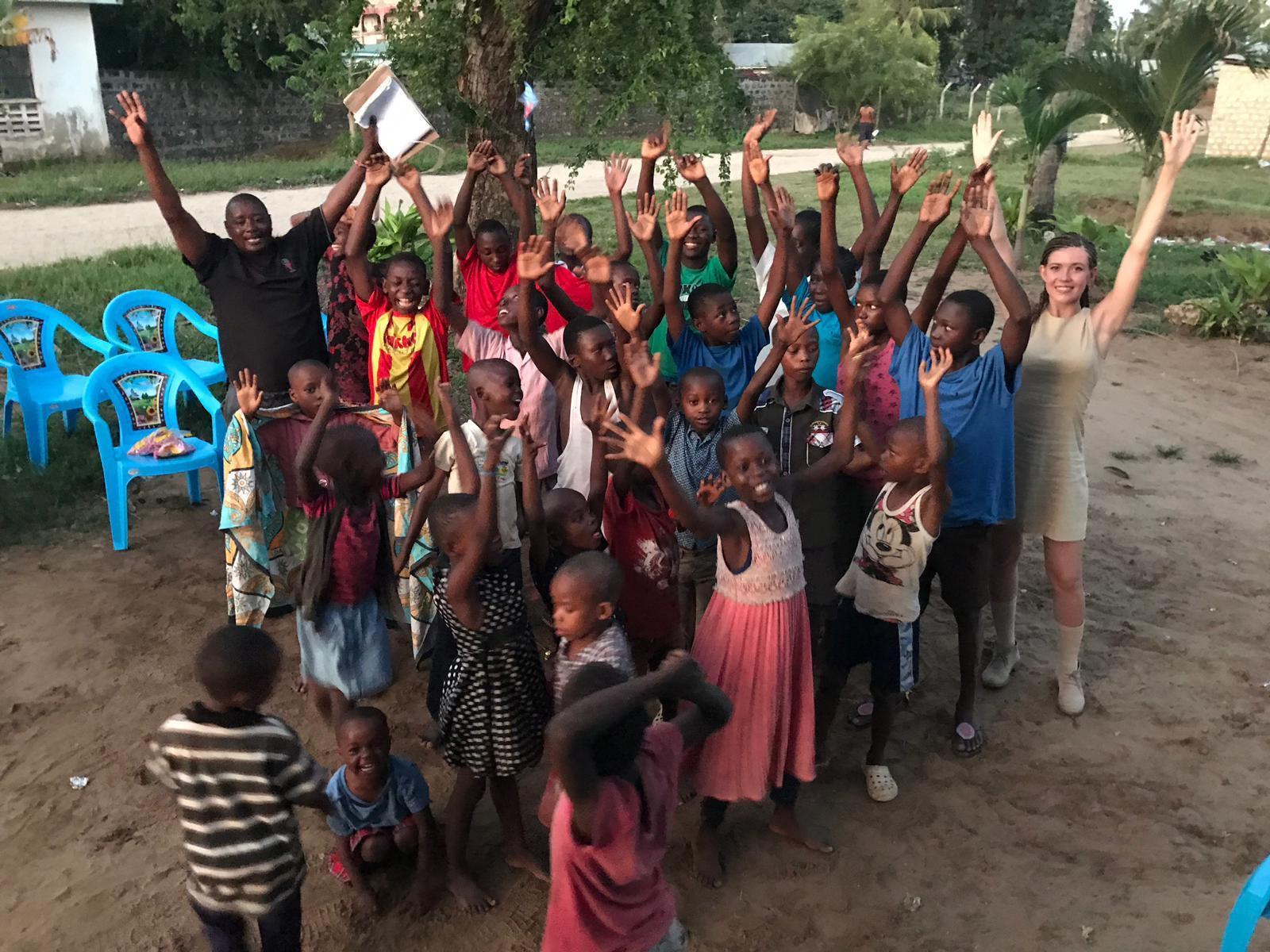 Orphelinat de Mombasa. Milok et Kirok sont des gens positifs et réels. Nous serons ravis de v