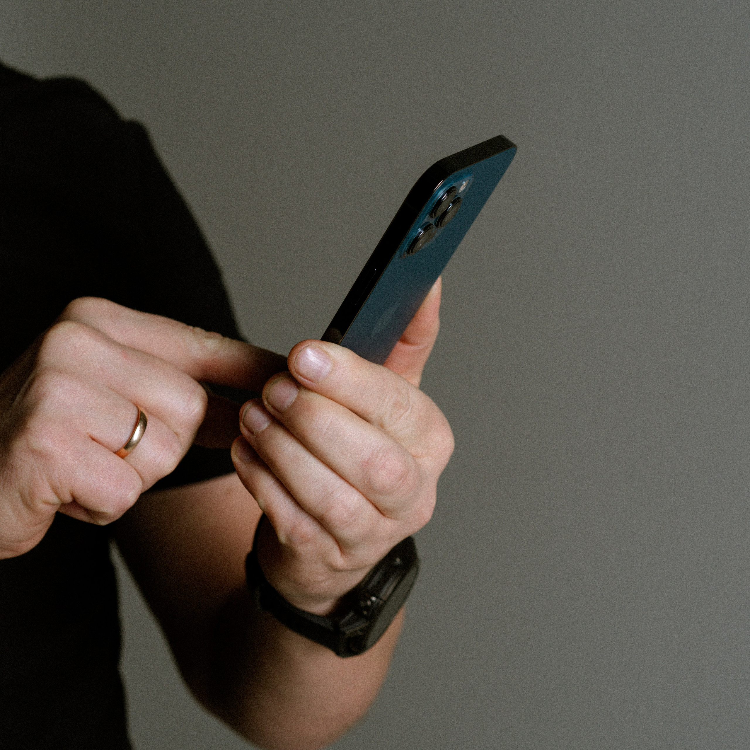 Video editing in phone, iPhone. Video shooting and creating with phone, iPhone Video School