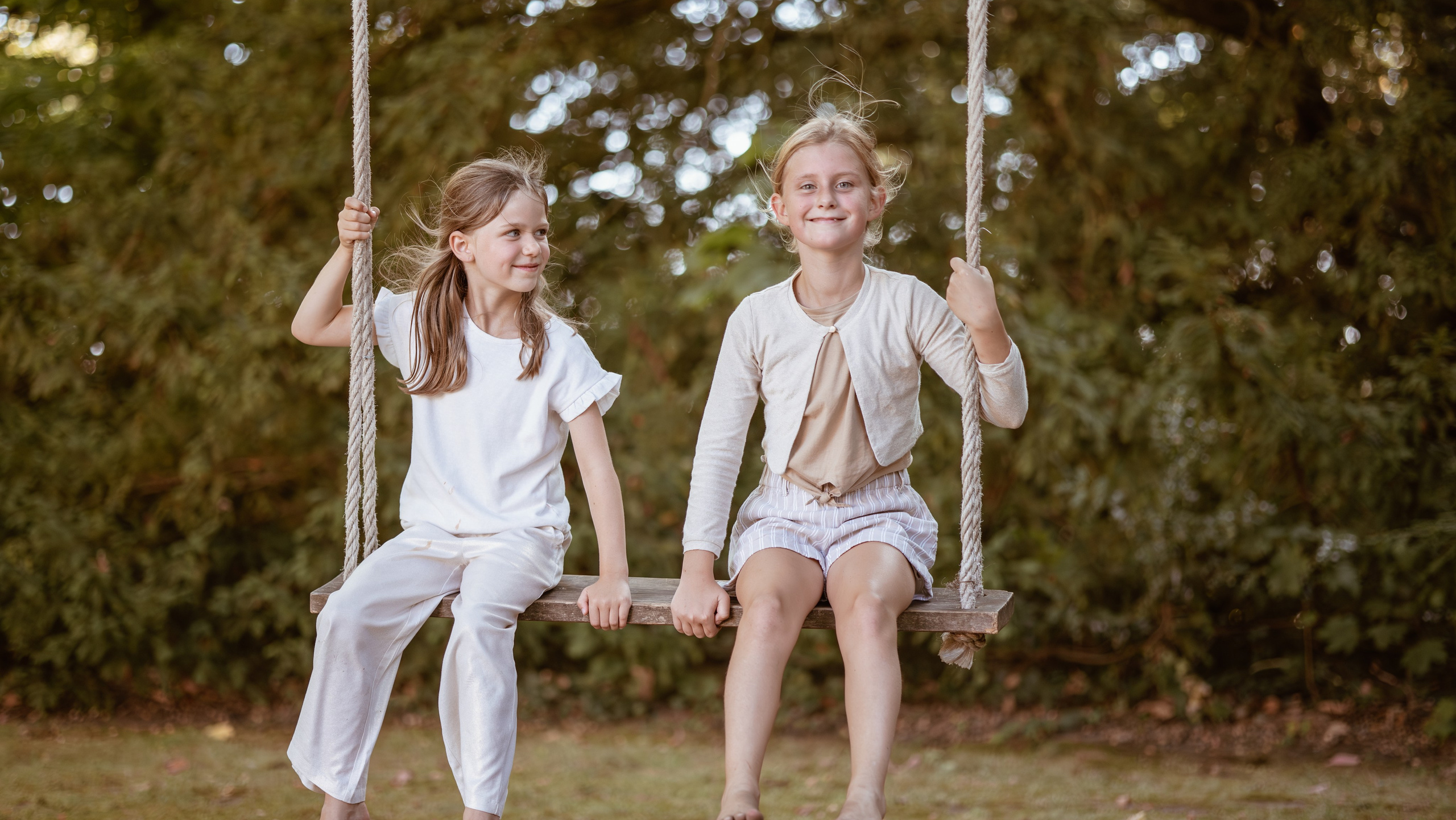 Familieshoot – Prachtige Familieportretten Vol Liefde en Spontaniteit. Kapture Fotografie – Huwelijksfotografie & Portretfotografie voor pure liefdevolle momenten