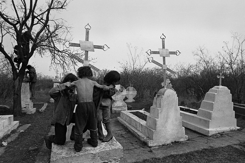 © Irina Chmyreva / Up to the sky. Photographs by Ljalja Kuznetsova