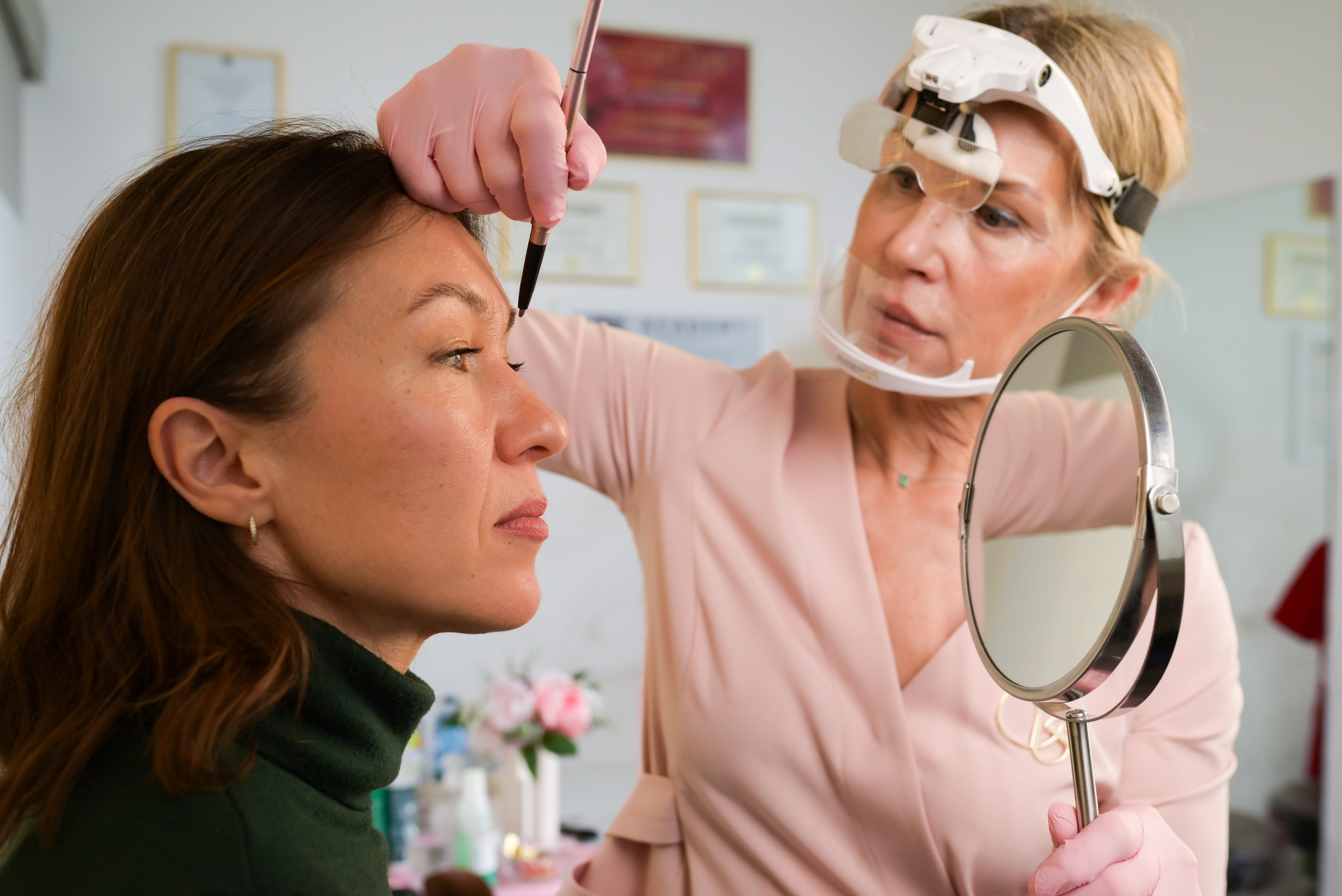 SERVIZIO FOTOGRAFICO PER UNO STUDIO DI TRUCCO PERMANENTE A TORINO