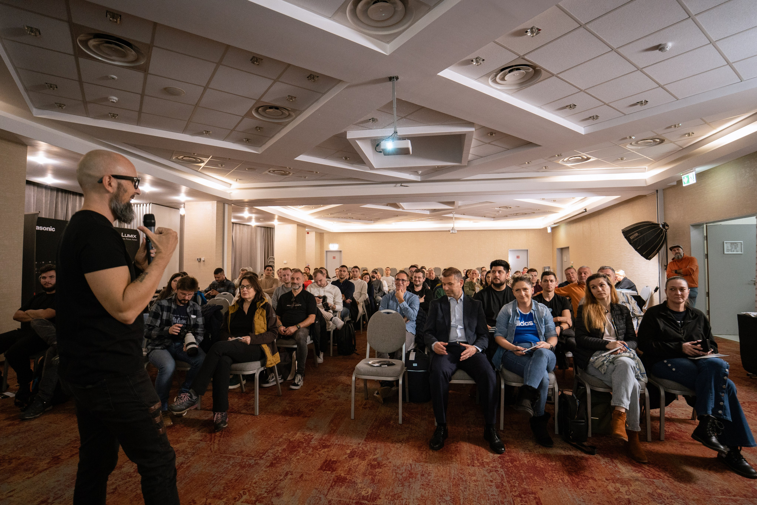 Services. Antoine Bugheanu — Editorial & Portrait Photographer based in Romania, specializing in editorial, studio and commercial photography