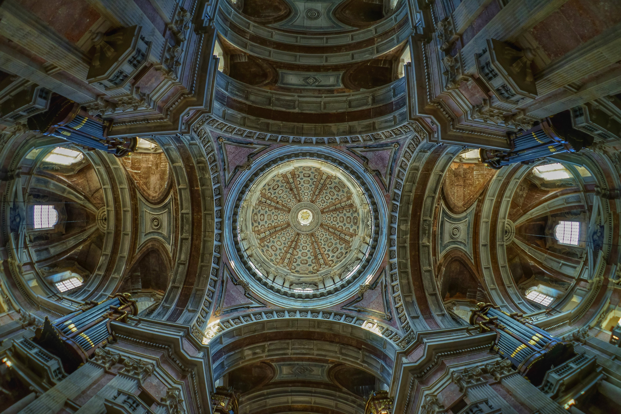 Мафра — королевский дворец, музей-деревня и океан в Эрисейре. Экскурсии по Португалии с гидом-фотографом на автомобиле и пешком