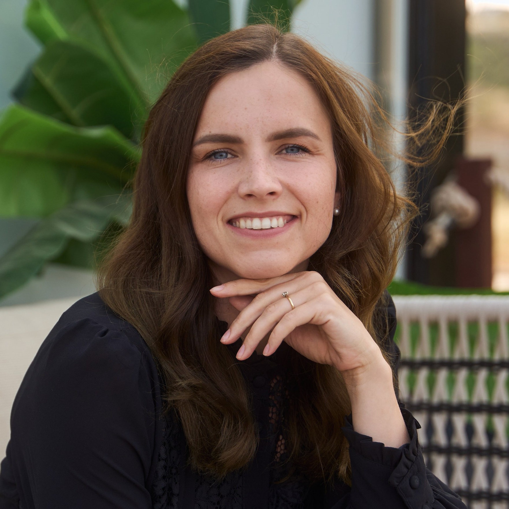 Valentina Abrazey - wedding and family photographer in Spain