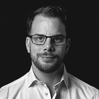 My clients' Portrait Retouch Course reviews. Mark Smilyanic | Portrait and Adventure Photographer from Belgrade