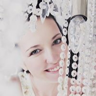 Reviews. Elena Kukhareva