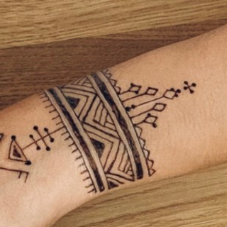 Hennafeste. Fotografie und Henna Kunst in Köln — Sylvette Loda