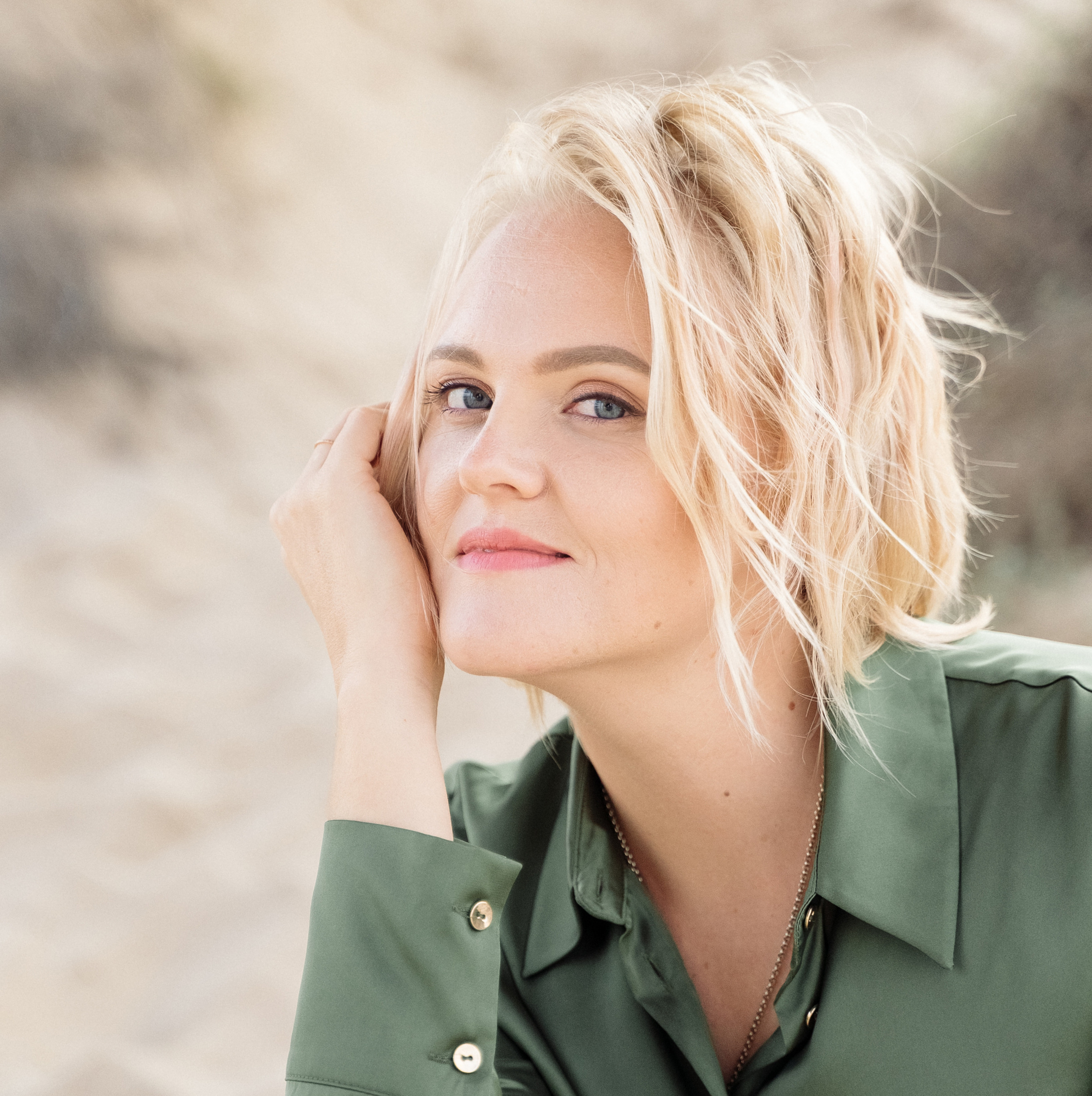 Портрет. Фотограф и визажист Анастасия Гусарова