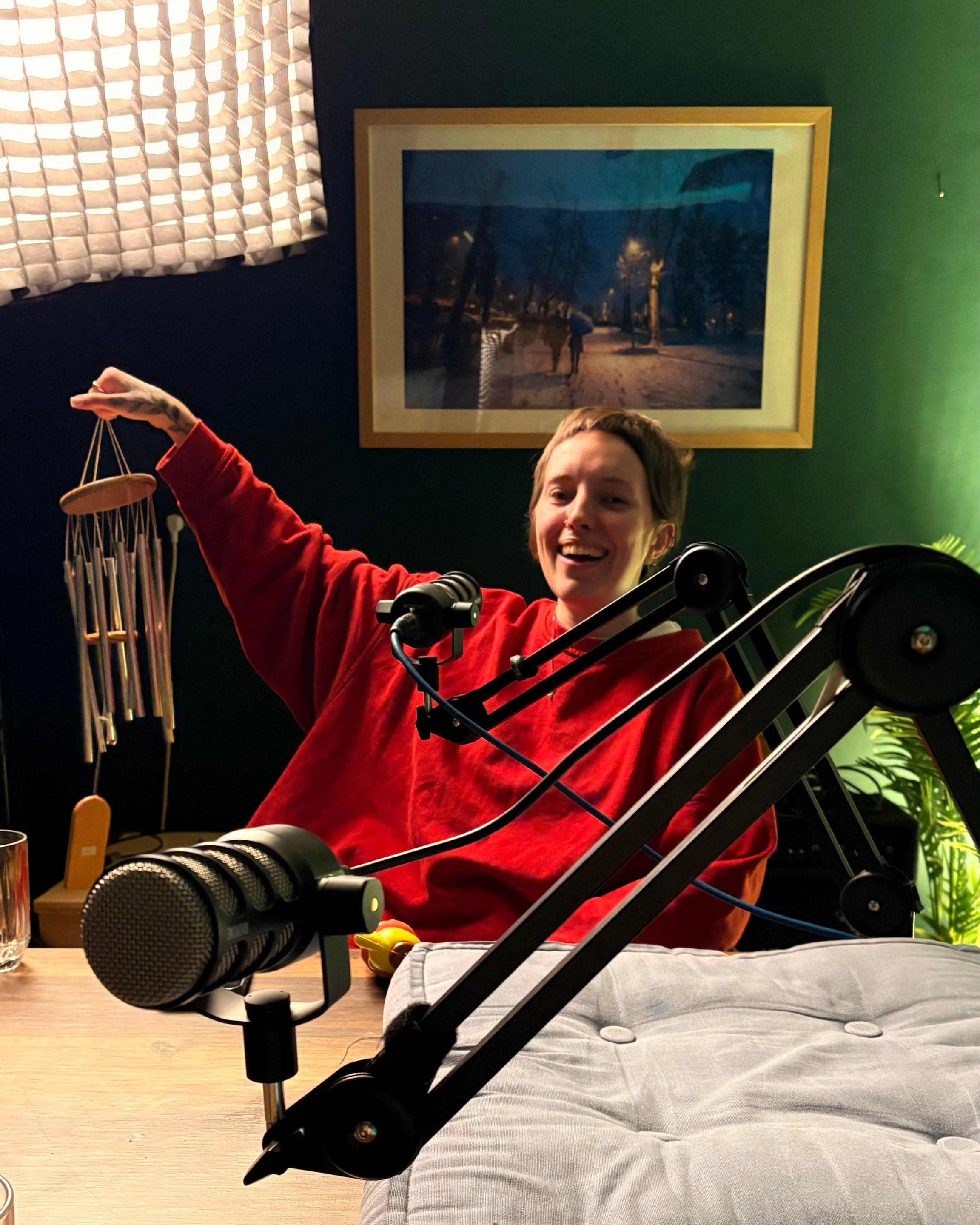 Здраво! — подкаст о жизни, творчестве и психологии | Анастасия Еремина и Таня Сычева. Анастасия Еремина | Фотограф в Сербии | Персональные и бизнес-фотосессии в Белграде и Нови Саде