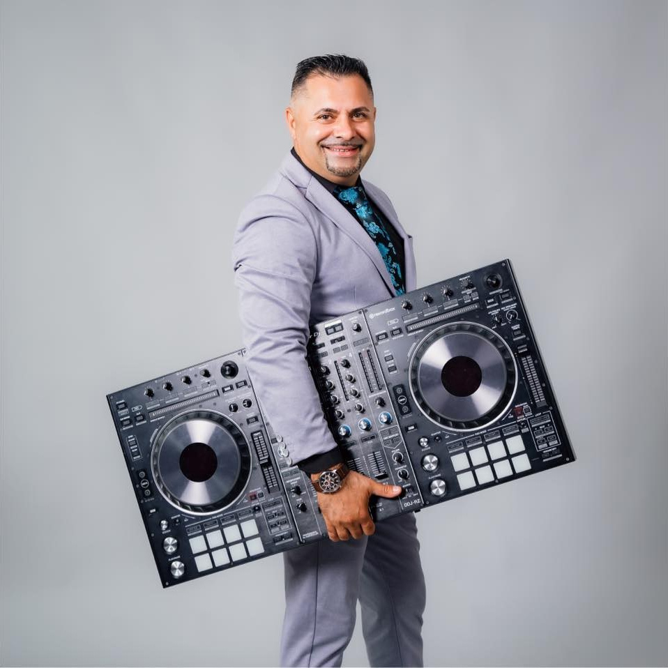 Contacteaza-ne. Mc Geo