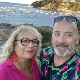 À propos. Photographe professionnelle à Poitiers, Tours et Châtellerault | Studio photo entre Poitiers et Tours – portraits, familles, entreprises, ma