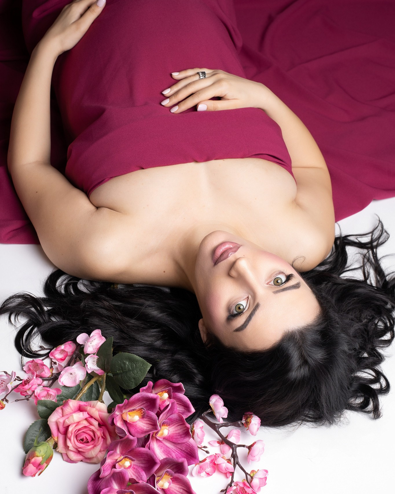servizio fotografico gravidanza Vicenza ritratto naturale donna incinta in studio