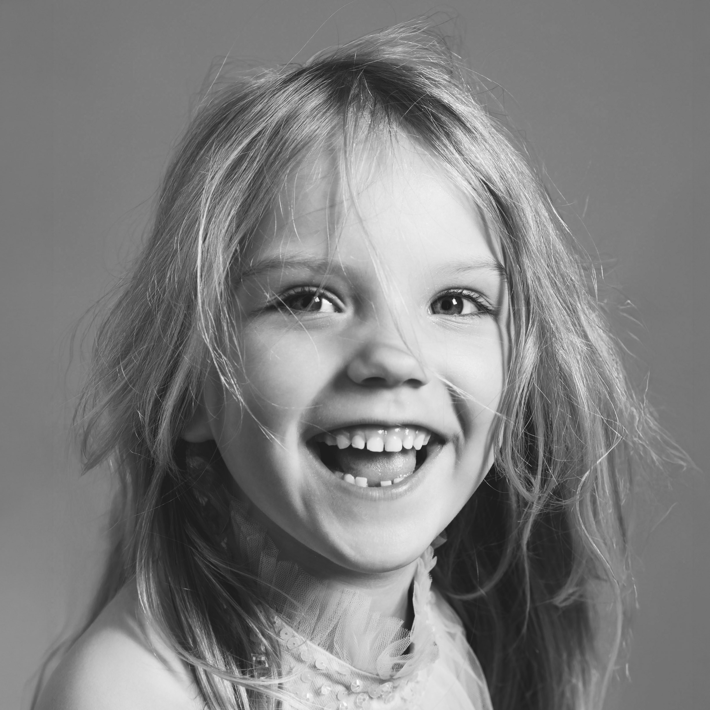 Natural children’s portrait by Alexander Malinovski