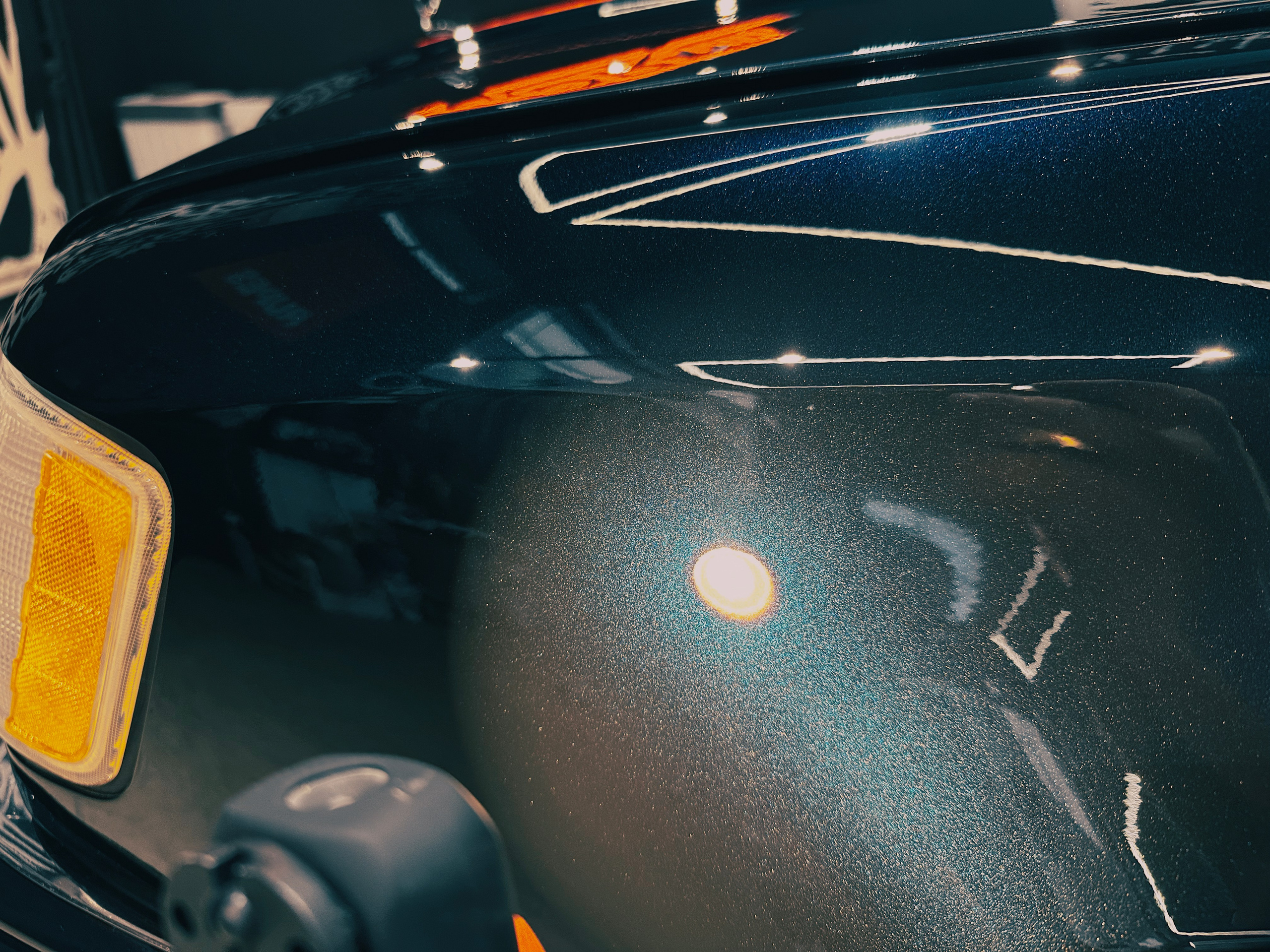 Mercedes-Benz W124 Coupe: Легендарное купе 80-90-х годов Detailing. Мастер Детейлинга / Автосервис / Ремонт Кузова PDR / Кишинёв