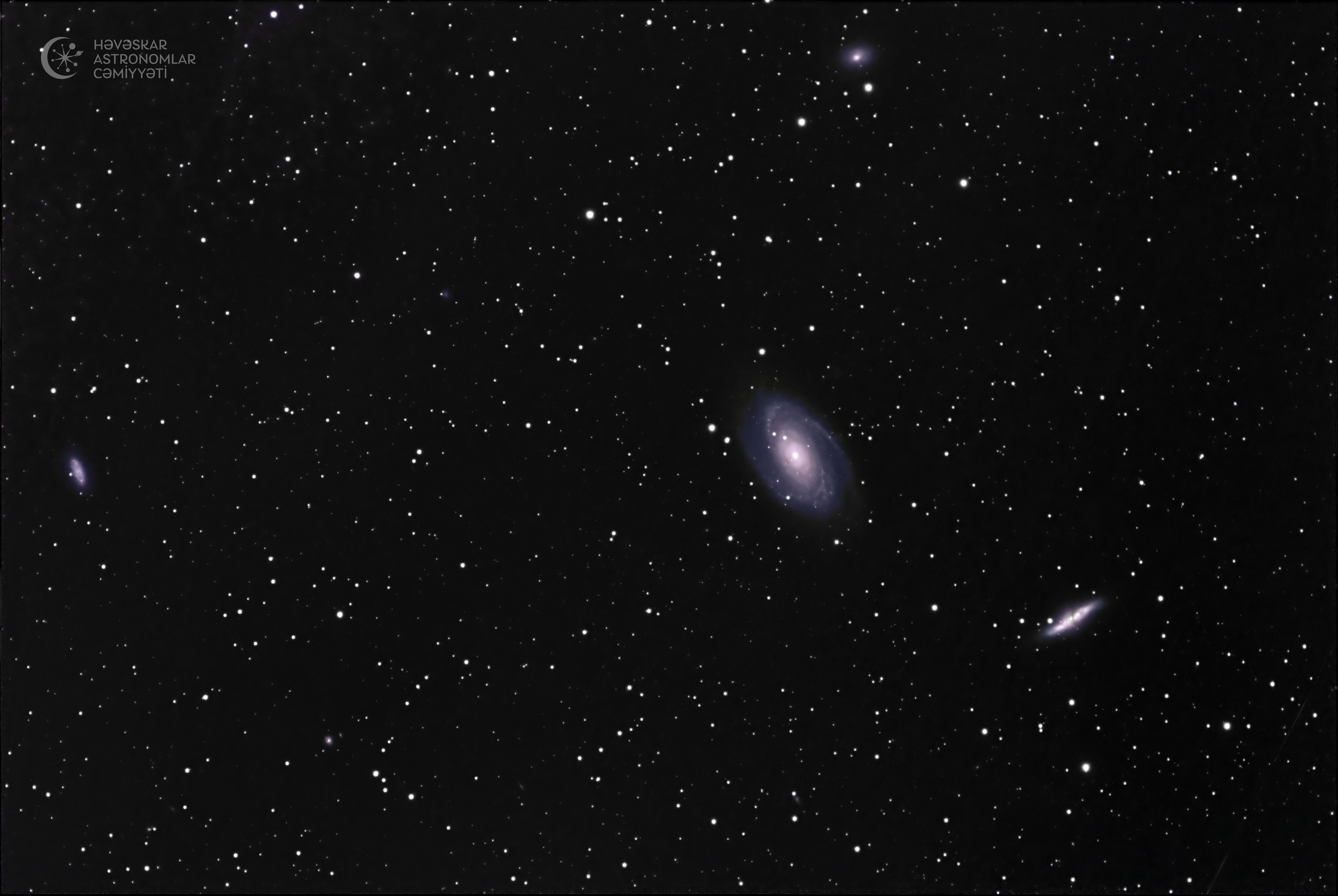 M81 Bode, M82 Siqar və digər kiçik qalaktikalar. Həvəskar Astronomlar Cəmiyyəti — Astronomy.az