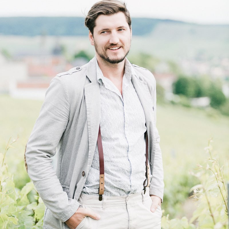 Феликс — Профессиональный фотограф в Париже