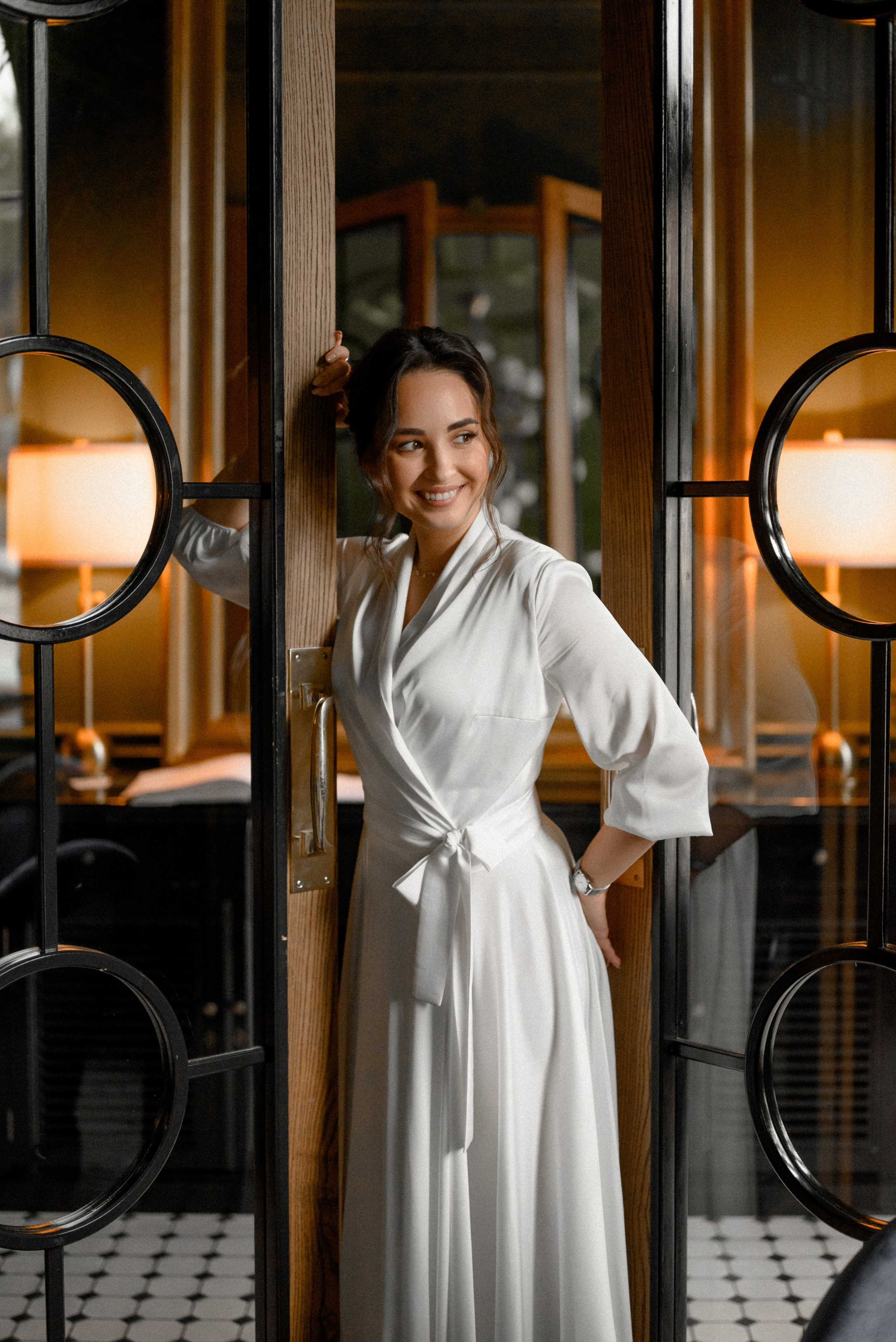 Essential Tips for Flawless Bridal Portraits. Wedding photographer Italy, France, Germany, Spain, Poland Oleg Zaicev