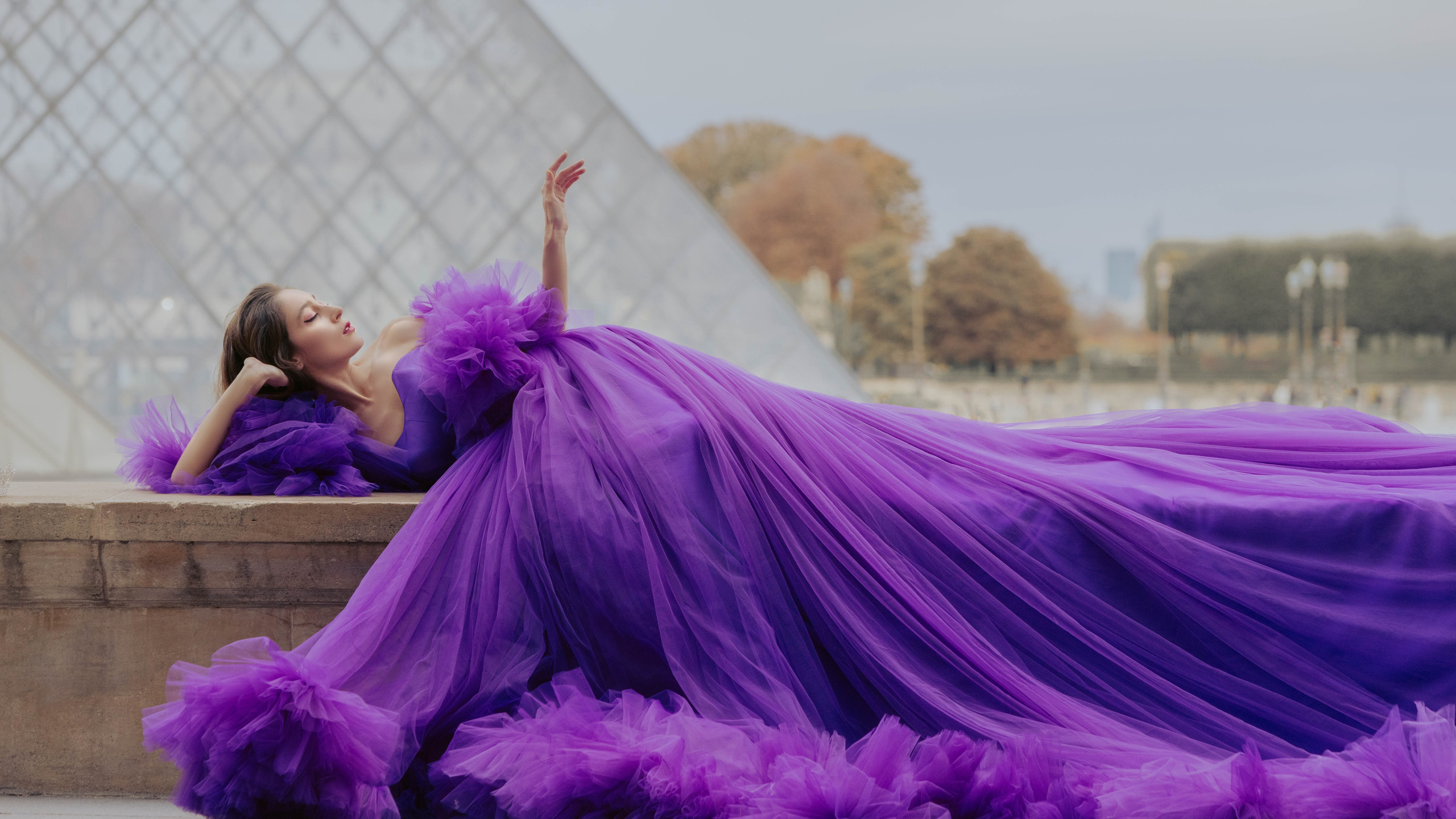 Photoshoot Dress Rental in Paris