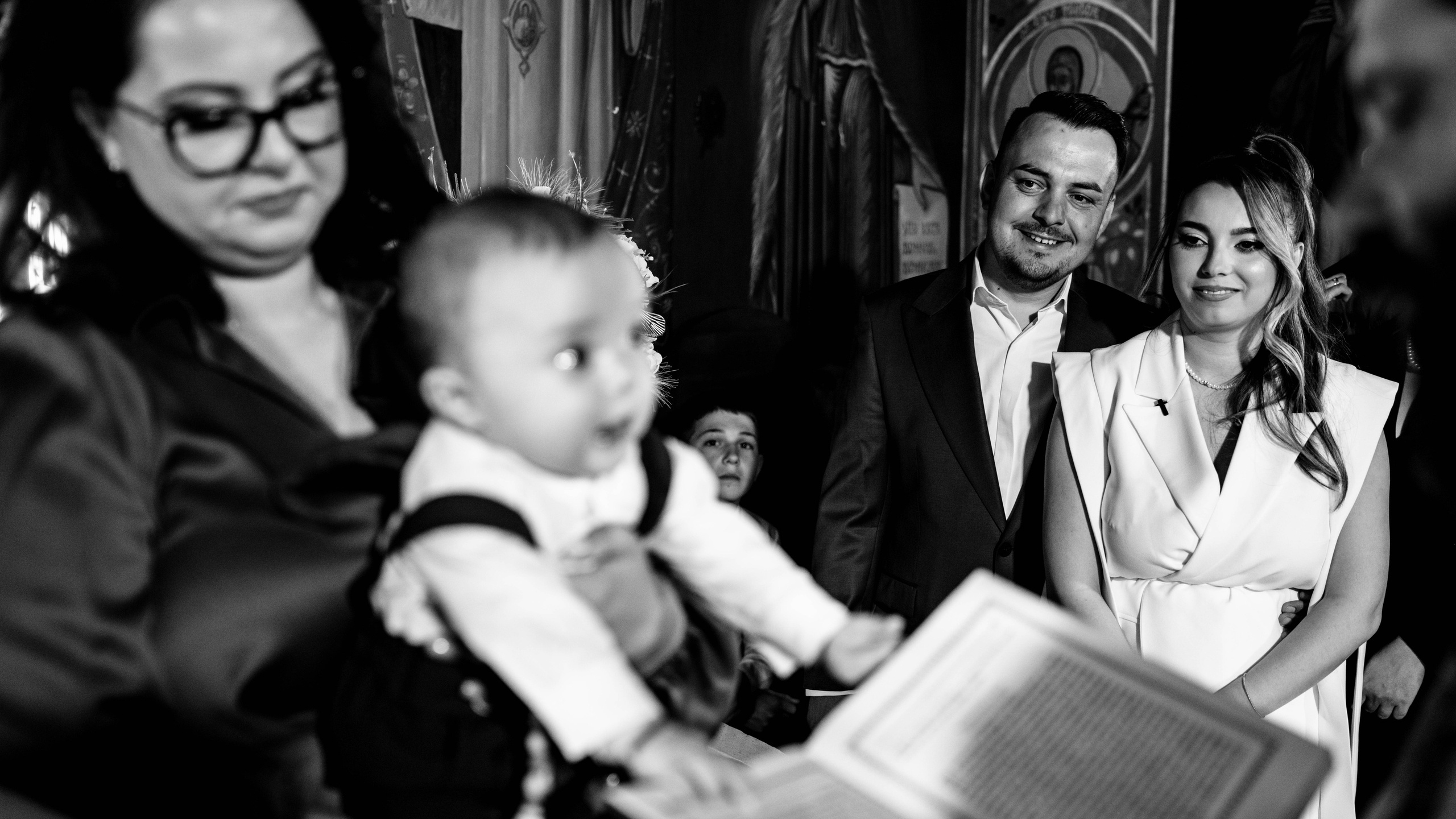 Împreună ne păstrăm zâmbetele în amintiri. Prin fotografii