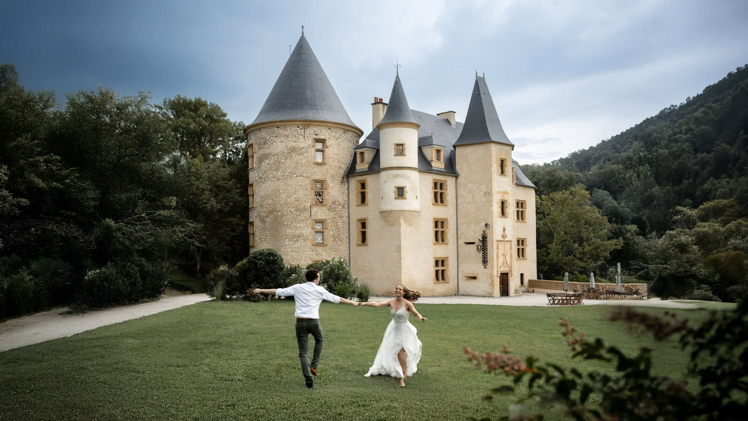 Wedding collections | Eugénie Smirnova Photography. Eugénie Smirnova — Wedding & Elopement Photographer in Southwest France