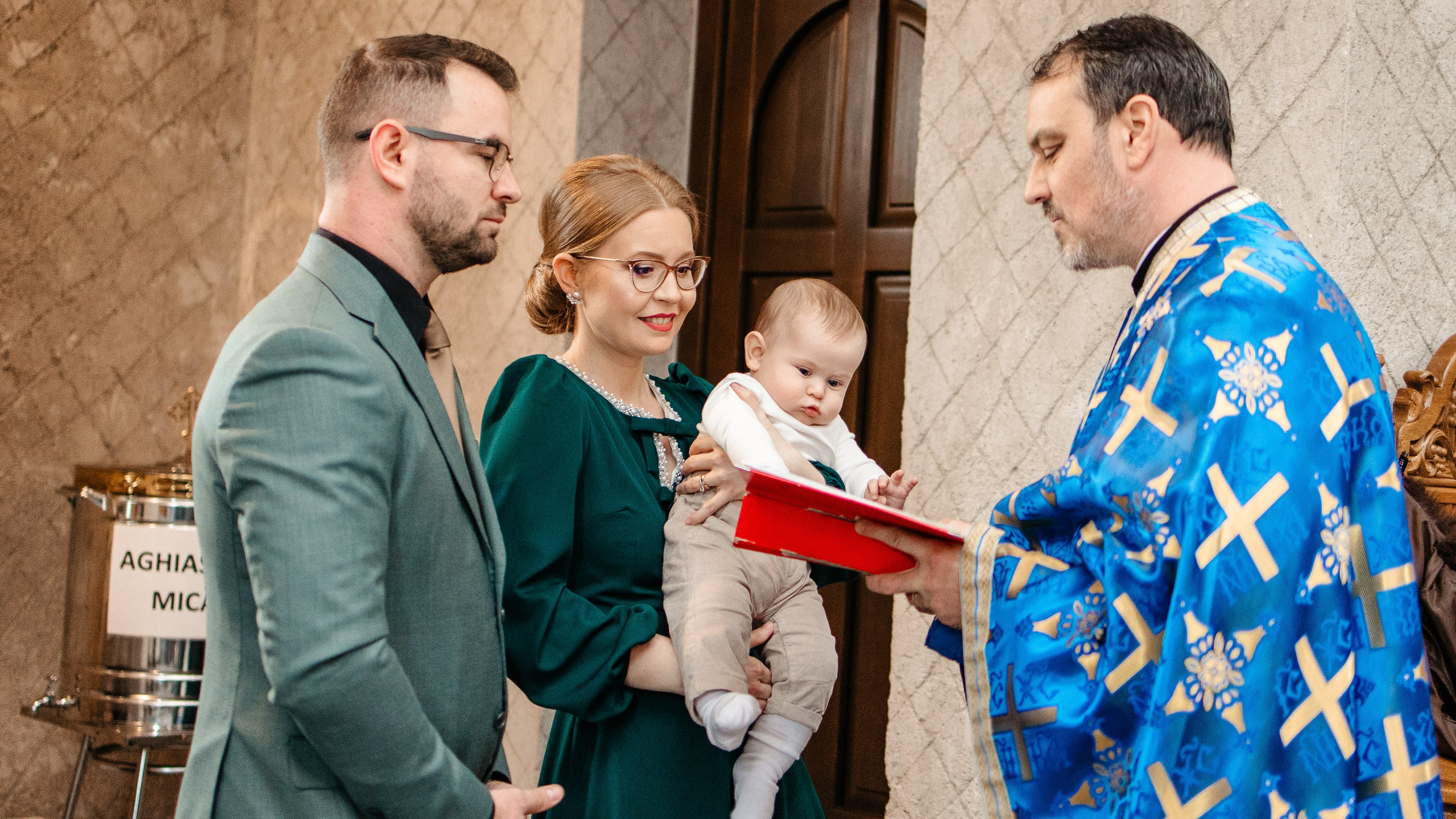 Fotograf Videograf Evenimente Iași - Storytelling, Business, Albume Absolvire