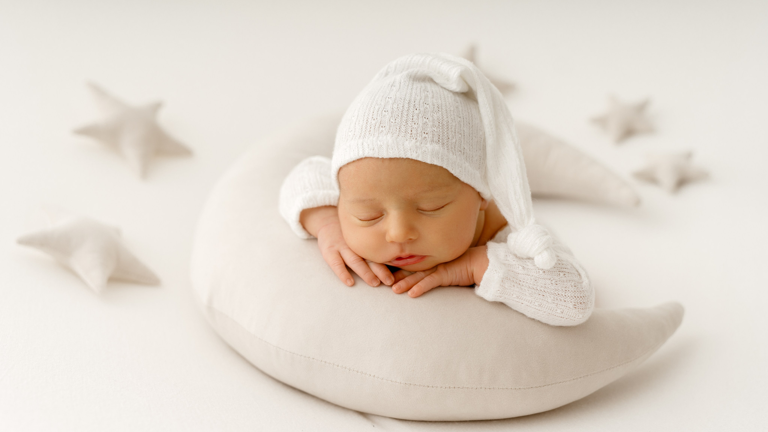 Naturalna sesja noworodkowa w Łodzi. Studio fotograficzne w Łodzi.