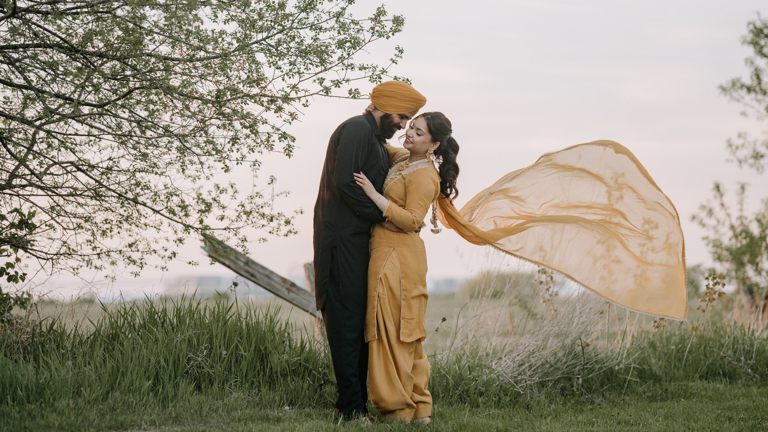 Gagan & Jasmeen. Wedding Photographer & Cinematographer studios