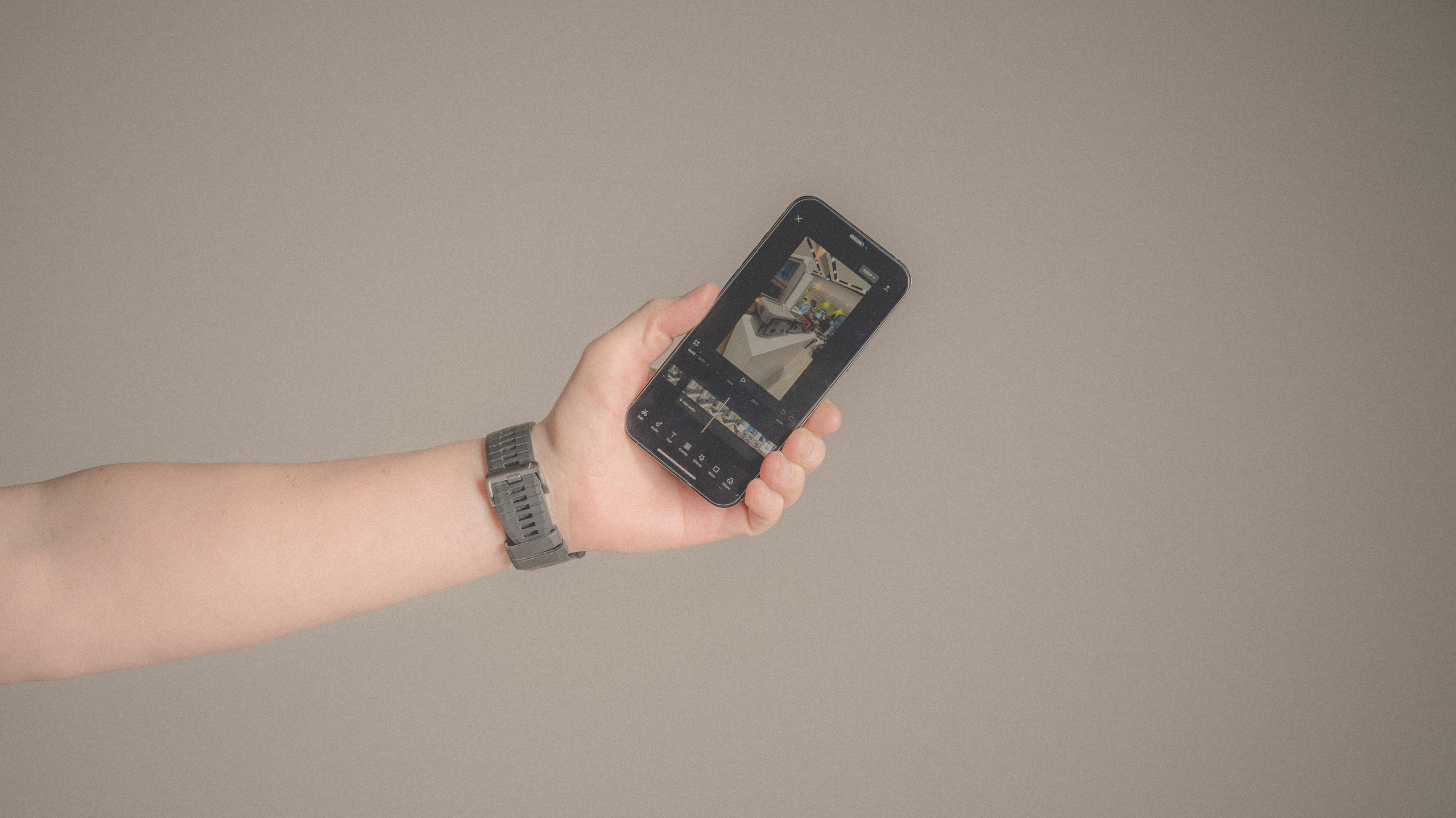 TikTok, Instagram video filmēšana. Video shooting and creating with phone, iPhone Video School