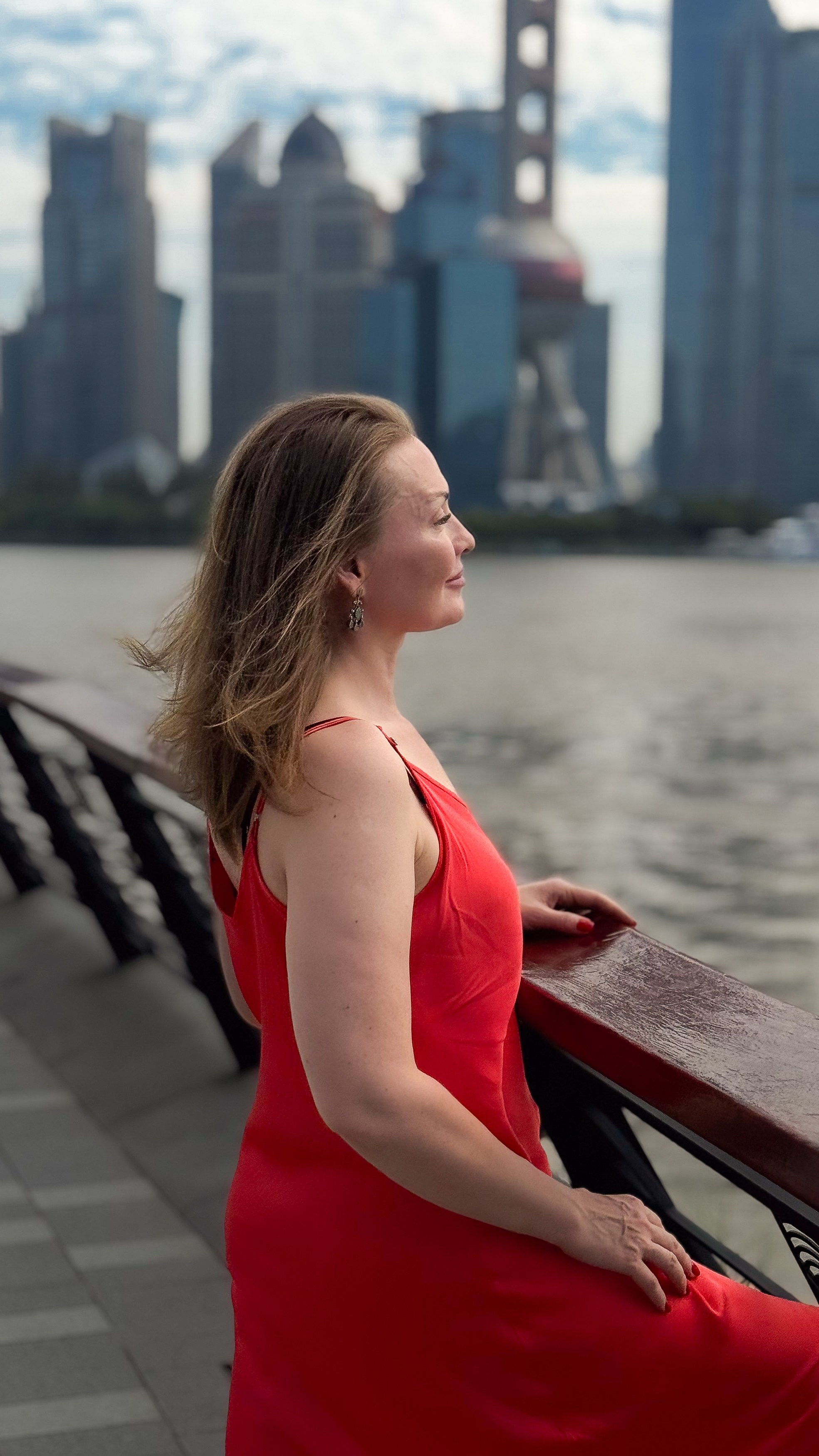 IPhone16Pro. Photographer in Shanghai — Lola Pidluskaya