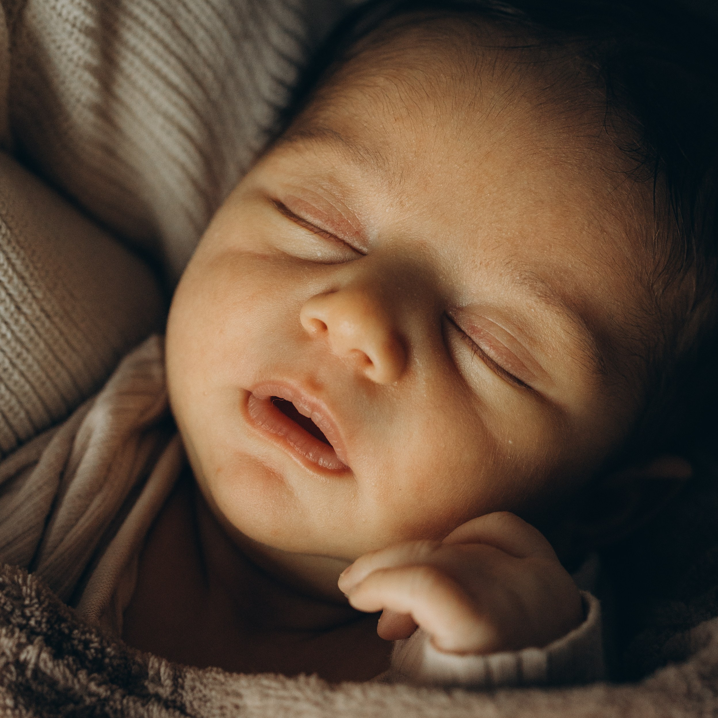 Newborn and Maternity. Shabnam Tavoosi, Photographer in Berlin