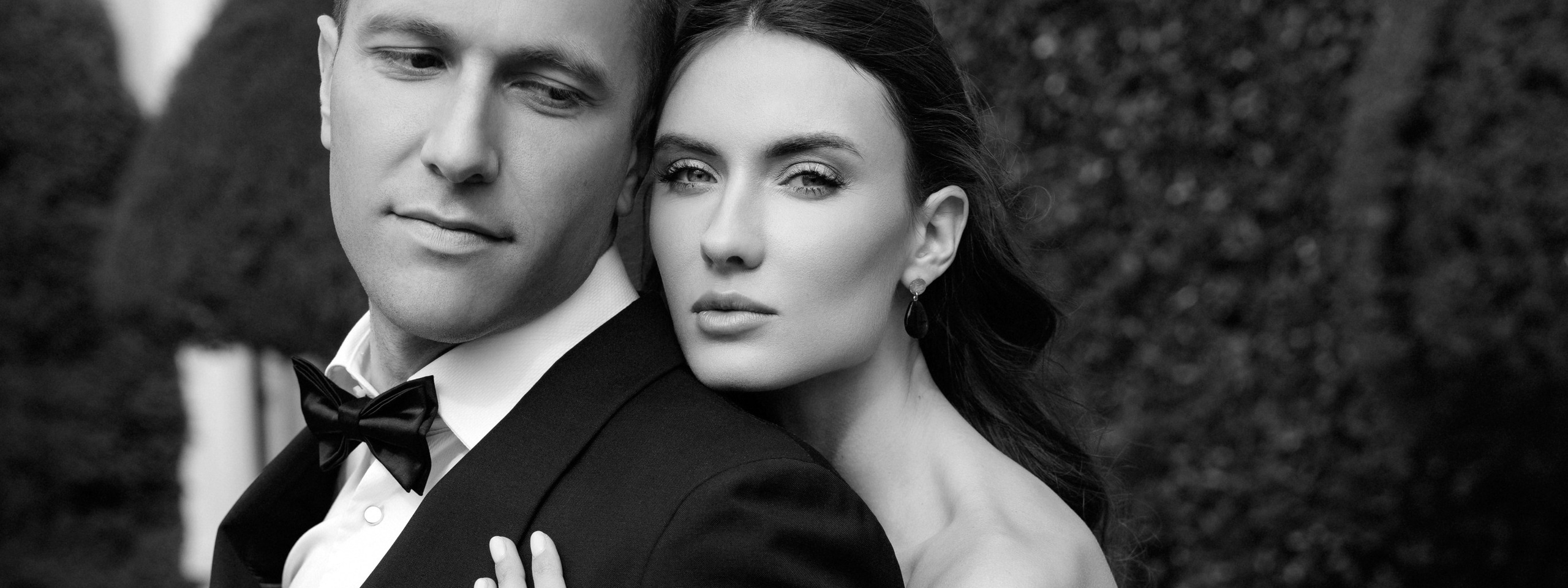 Contact. Ioana Timis