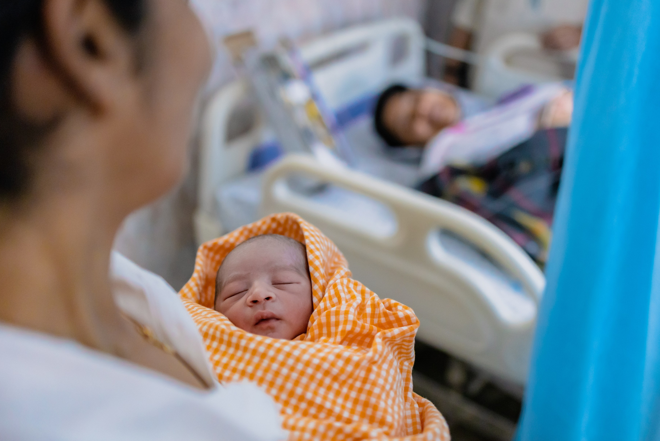 Birth & Hospital Session. BABY & FAMILY - MATERNITY - WEDDINGS & EVENTS - COMMERCIALS & CORPORATE | GOWTHAMAN SIVARAJ