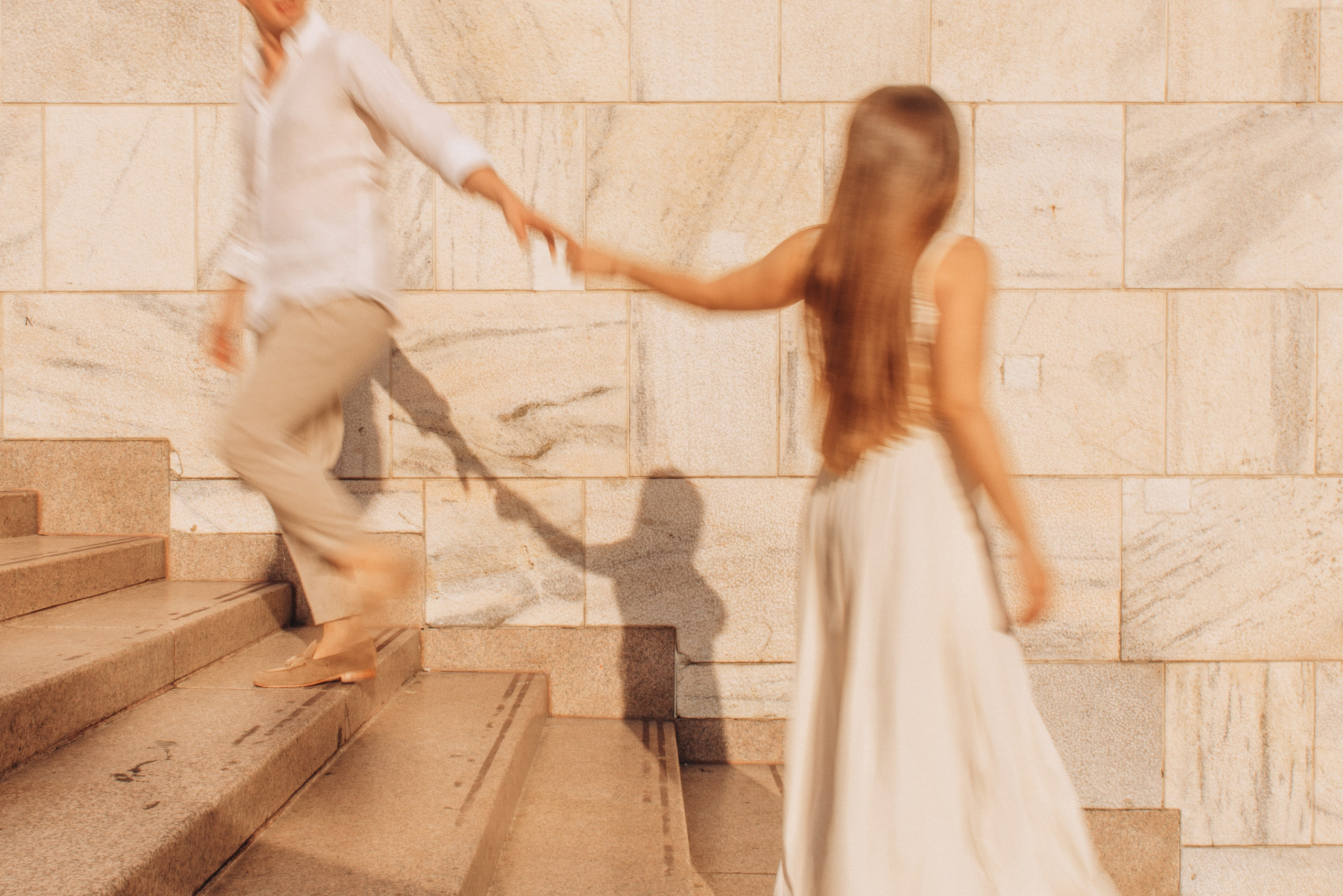 Guideline for a perfect photoshoot of couple. Romantic photo session in Milan