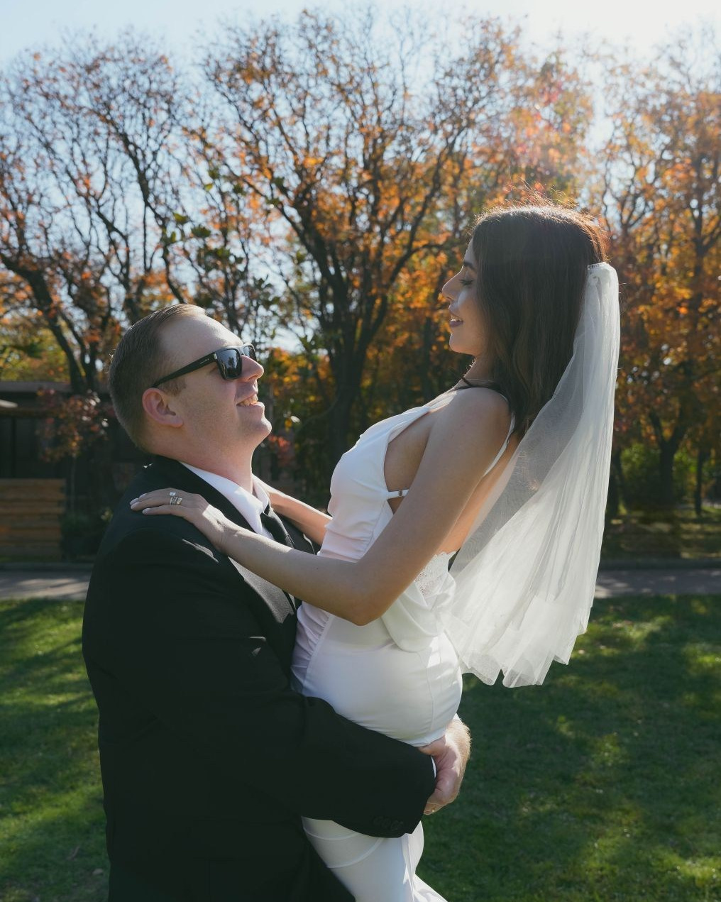 Wedding in Tbilisi at Lisi lake with soft natural light