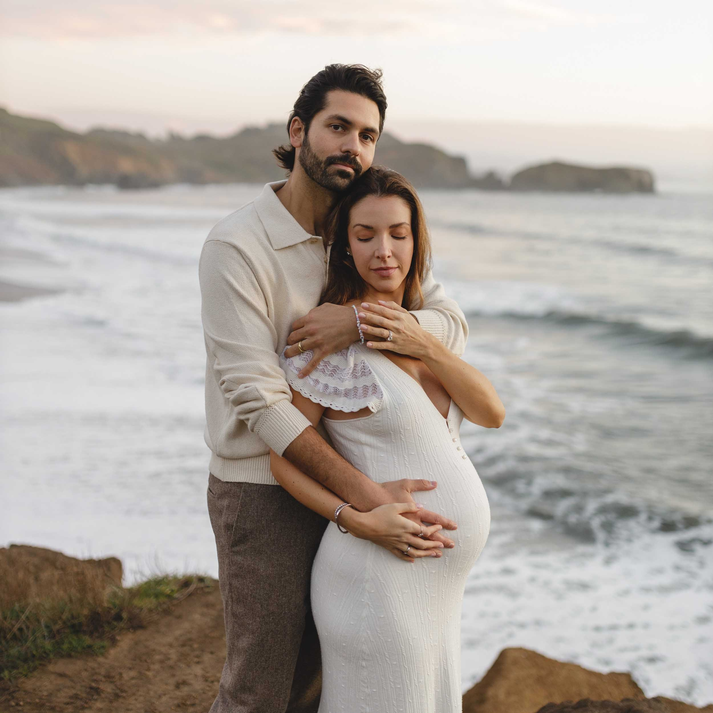 What To Wear For Maternity Photo Session. Maternity, newborn photographer in the Bay Area|Iryna Rakivnenko