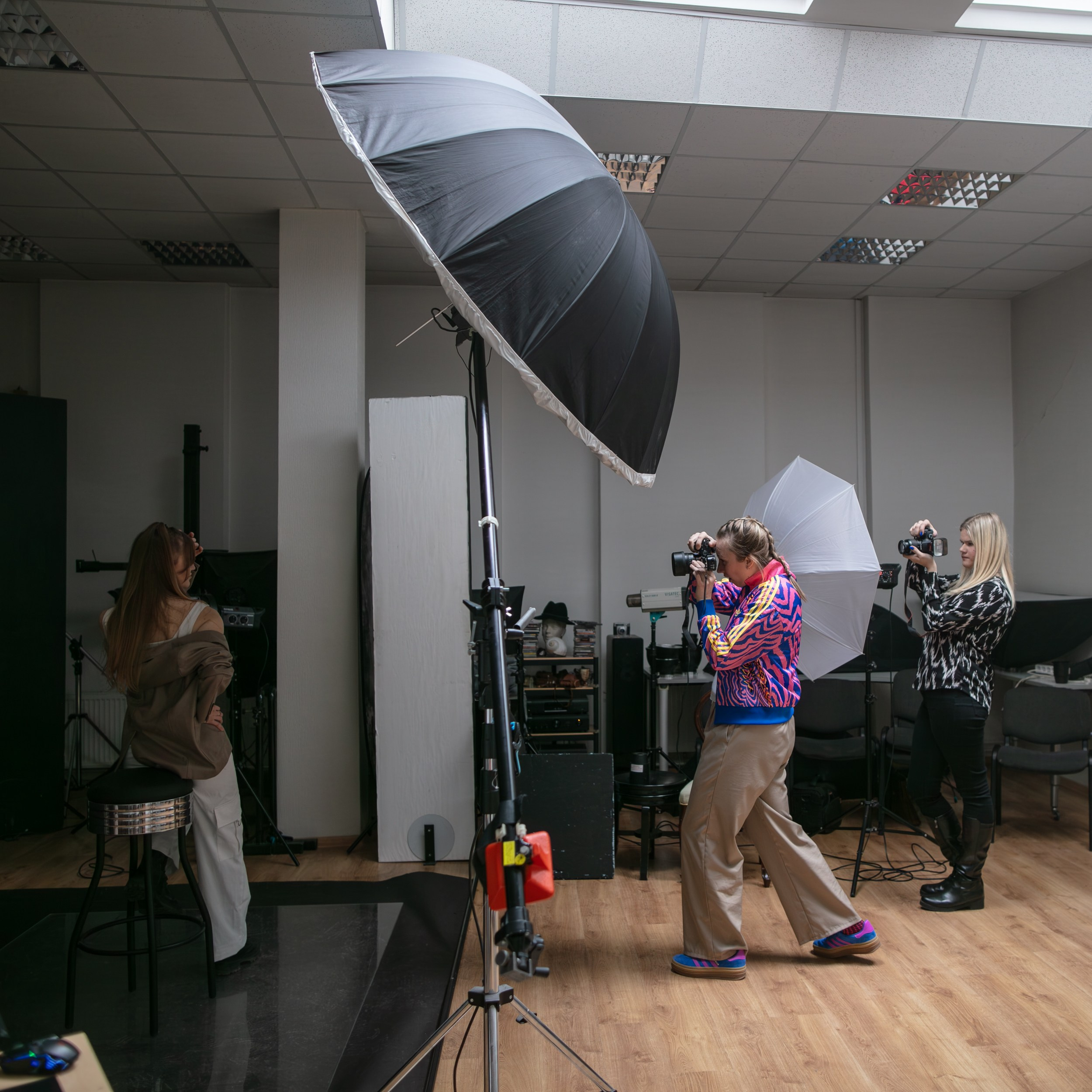 Fotokursi fotostudijā Rīgā. Profesionāls fotogrāfs Aivars Tipsis
