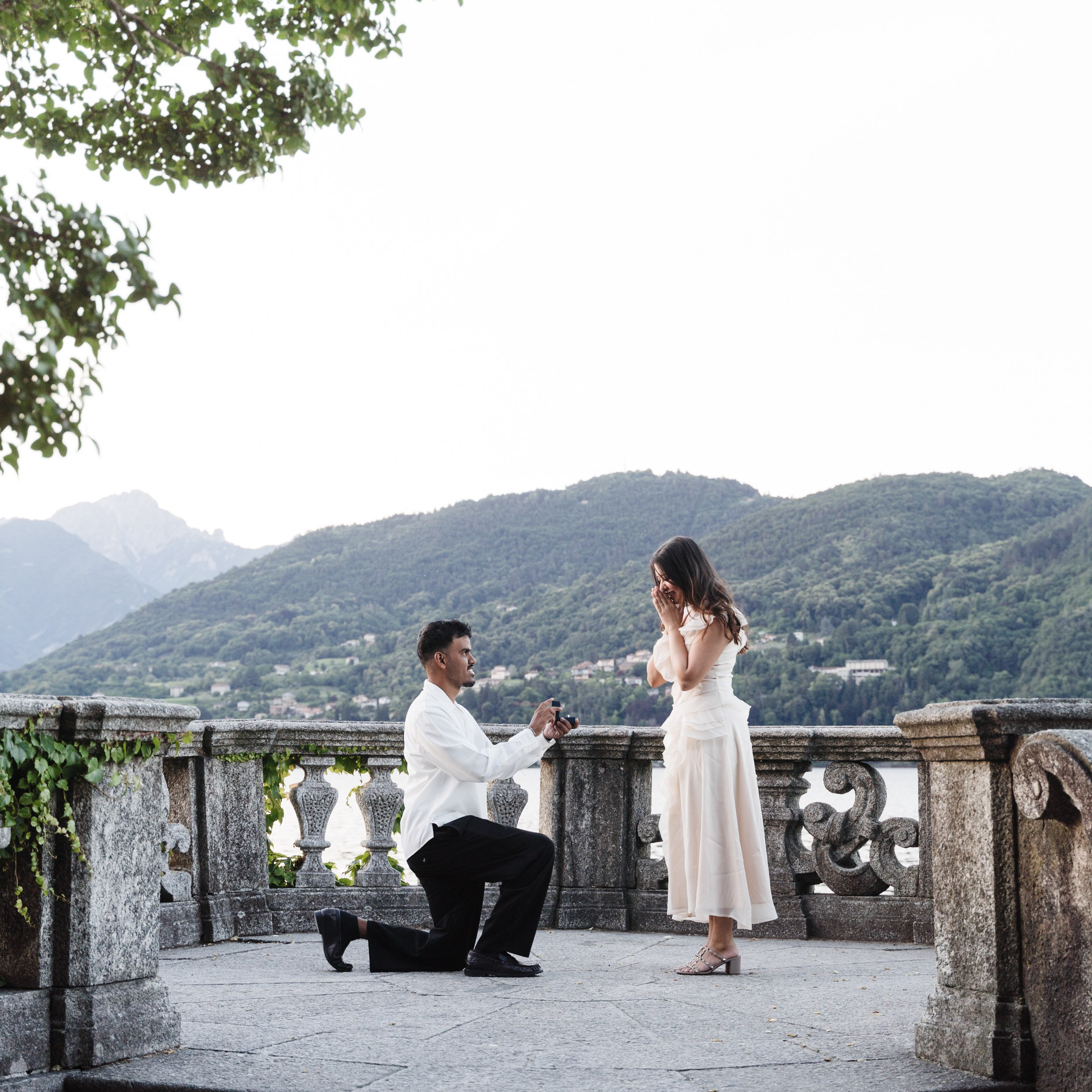 Tremezzo Proposal Photographer | Romantic Proposal Ideas on Lake Como