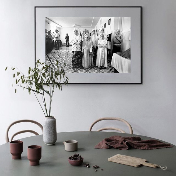 Print store / Rollei Vintage 132 FB warmton matt. Misha Maslennikov. Documentary photography. Odessa