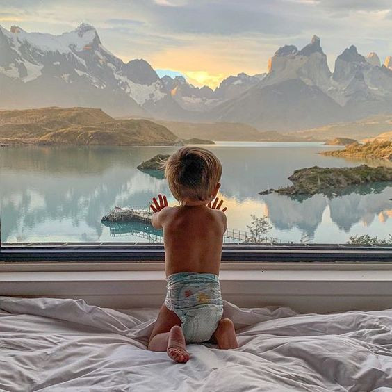 10 Creative Ways To Make Photos Of Your Growing (Too Fast!) Child. Portrait and graduation photographer Marina Simanava