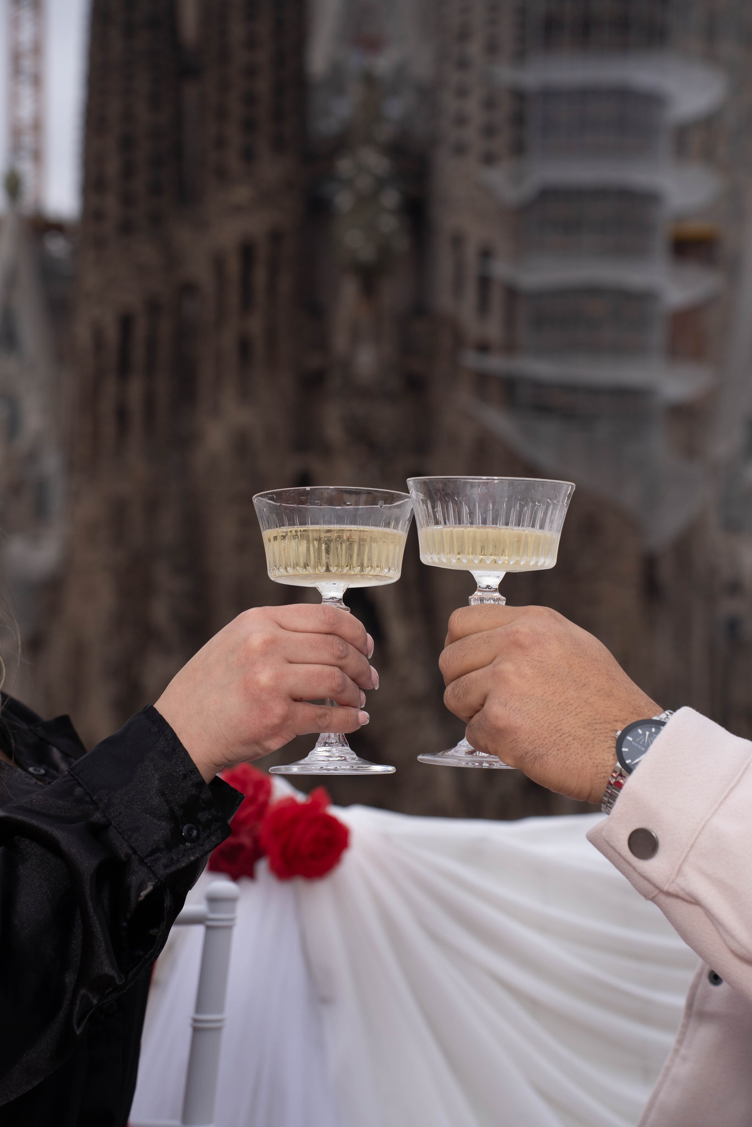 5 Romantic Date Ideas in Barcelona to Make Your Day Unforgettable. DiaFoto — Wow Photographer in Barcelona | Premium Barcelona Photoshoot Experience