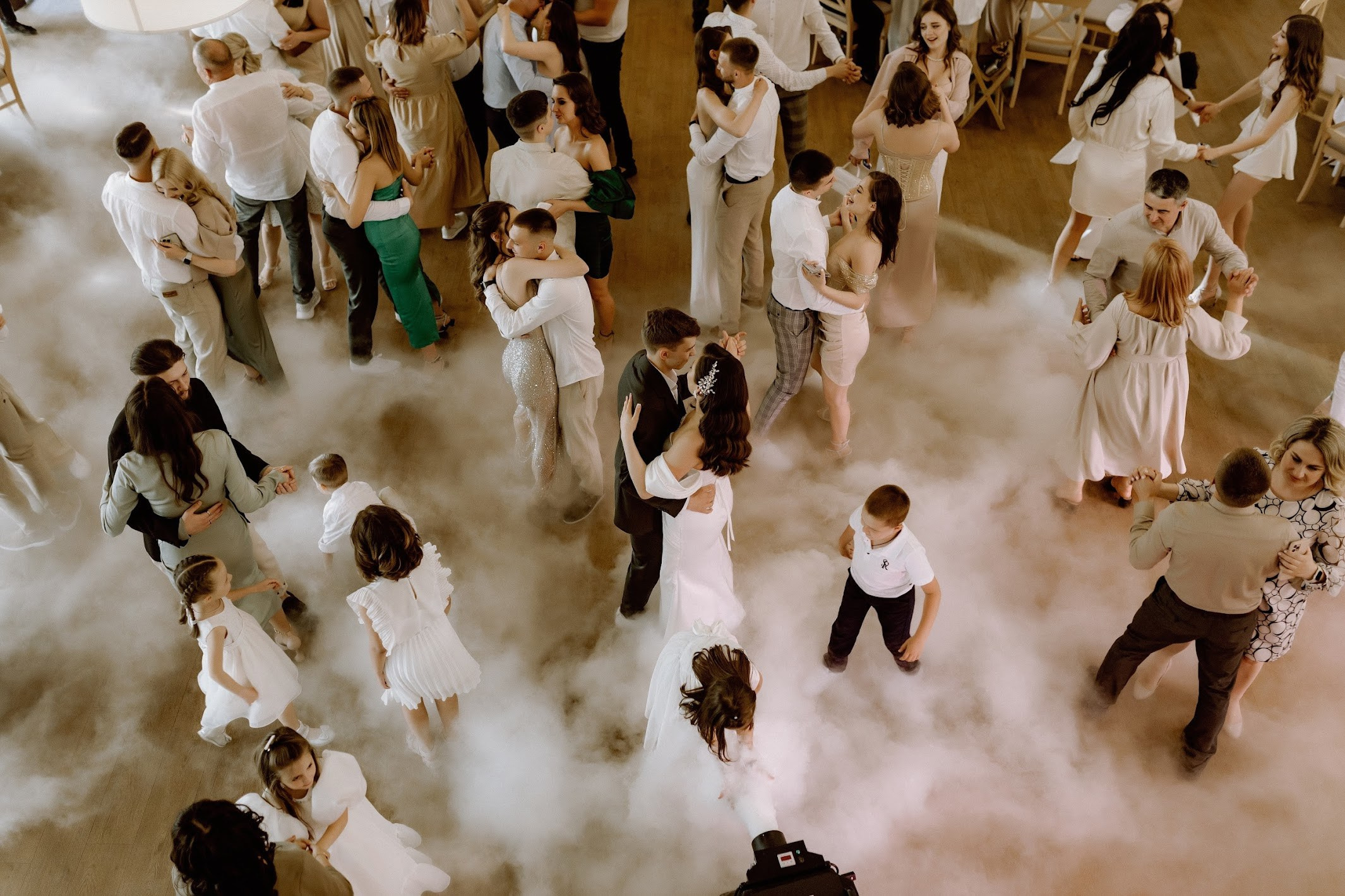 Prices and services. Warm family & Wedding stories