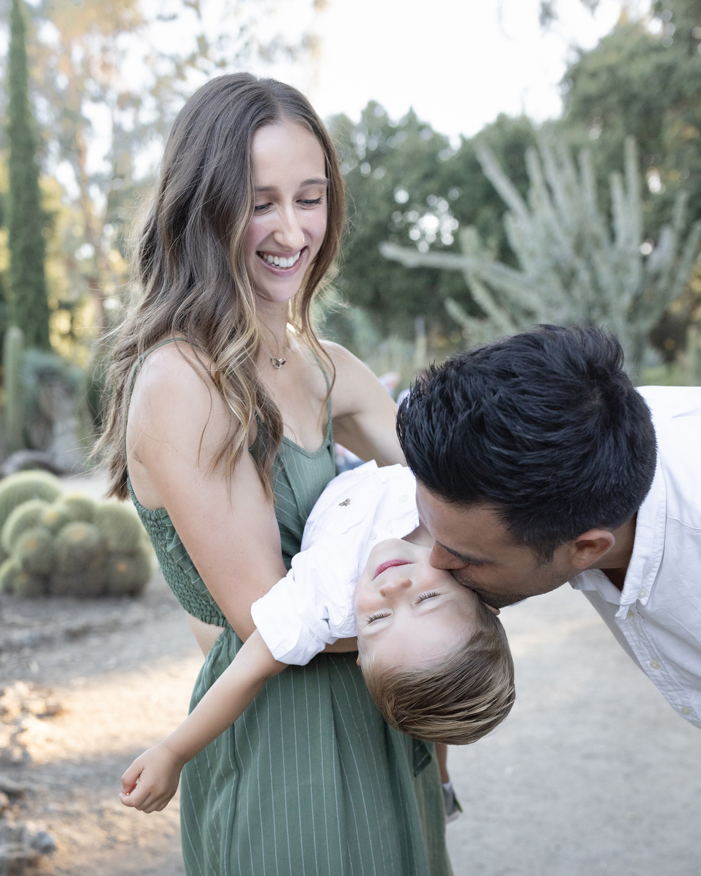 Summer Garden Mini Sessions. Levantera Photo San Francisco Bay Area Photographer Natalia