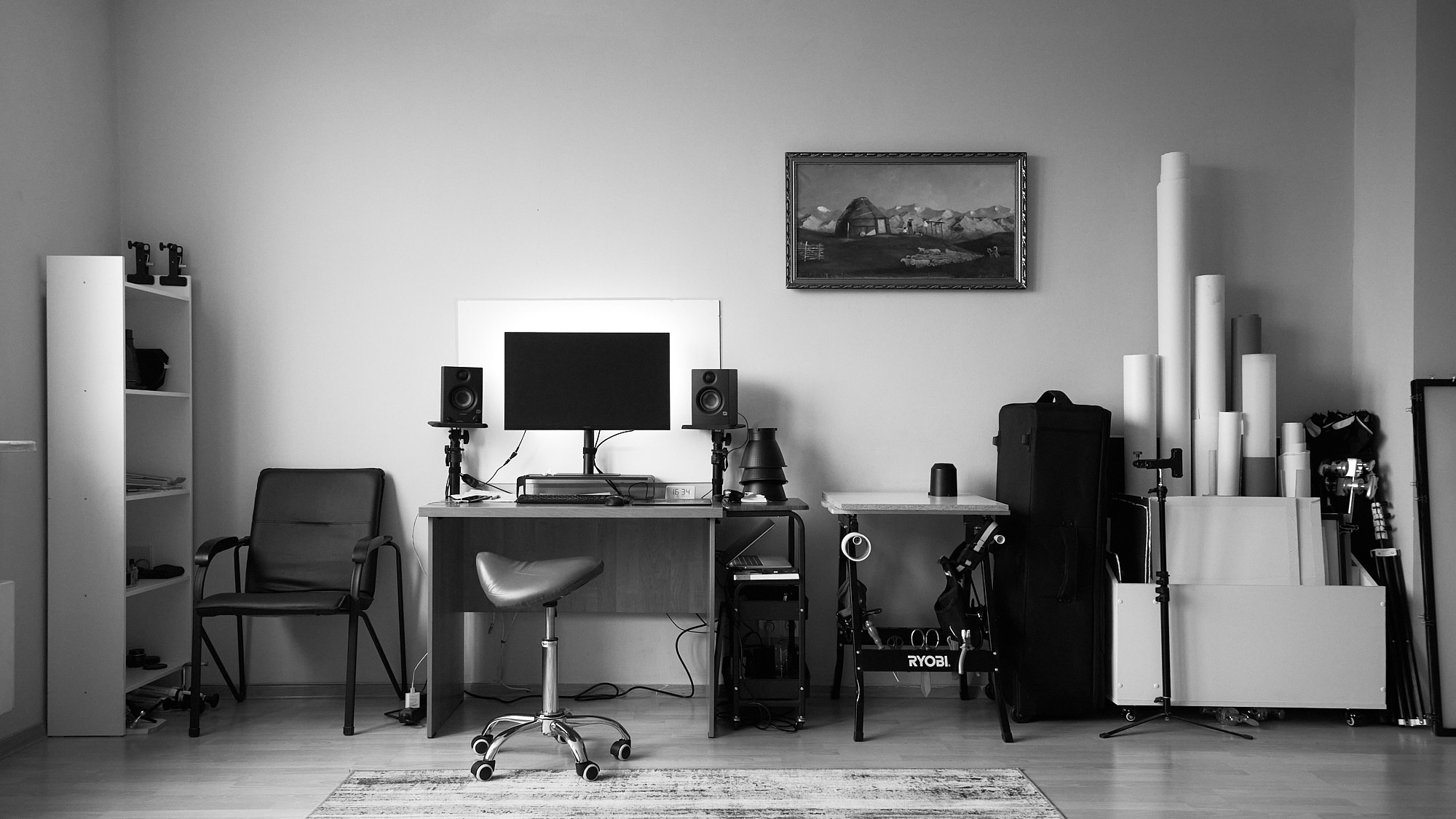 Предметная фотосъемка в Алматы. Студия фото и видео съемки товаров