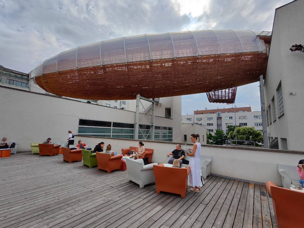 Старинная открытка: дирижабль «Граф Цеппелин» и авиационная история. Фотограф, коллекционер винтажных открыток и создатель историй на пересечении прошлого и личного. Ирина Дайнакова