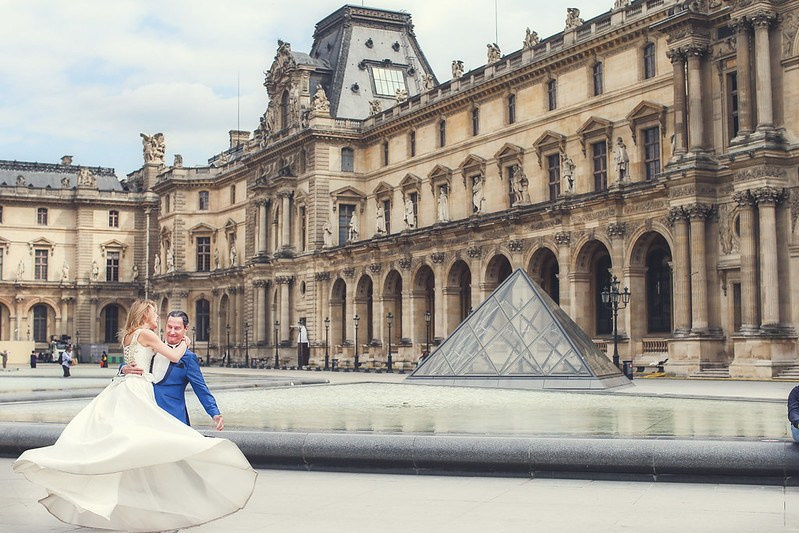 Top 7 Breathtaking Paris Elopement Locations. Photographe à Paris